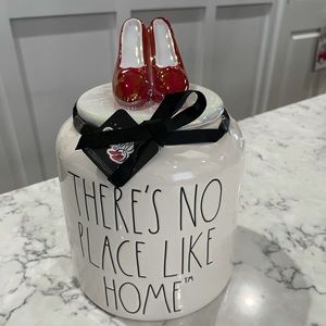 Rae Dunn Wizard of Oz “There’s No Place Like Home” Canister